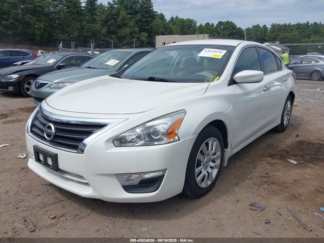 Nissan 2014 2014 1N4AL3APXEC143767 Image 2