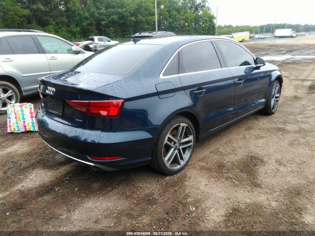 2019 AUDI A3 WAUBEGFF1K1020945 Photo 3