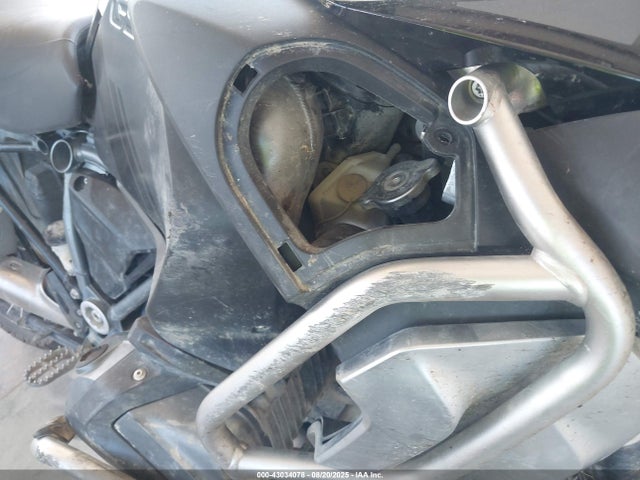 WB10M1305N6F37120 BMW 2022