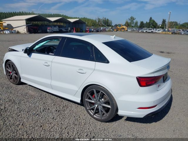 2017 AUDI S3 WAUB1GFF9H1025427 Photo 2