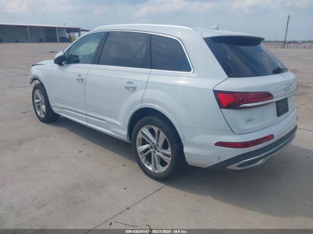 2022 AUDI Q7 WA1AJBF79ND004012 Photo 2