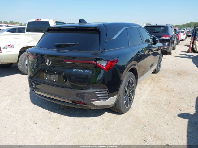 2024 ACURA ZDX 4W5KHMRK6RZ503041 Photo 3