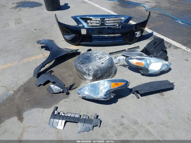 3N1CN7AP8JL885431 Nissan 2018