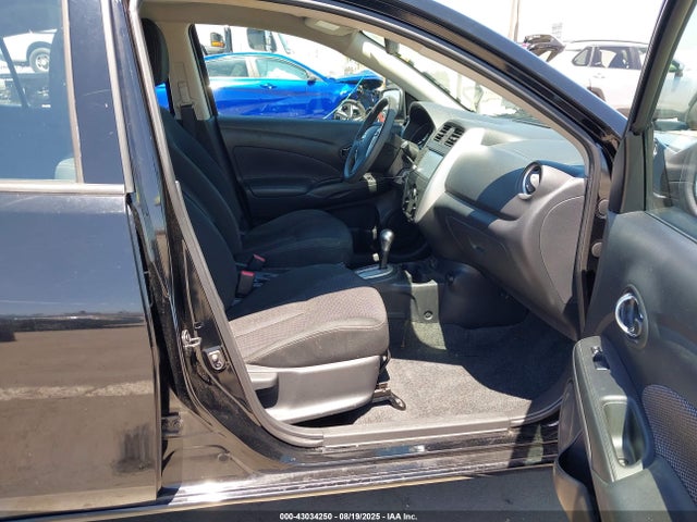 3N1CN7AP8JL885431 Nissan 2018