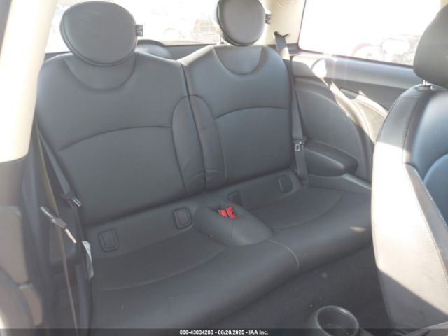 2012 MINI COOPER WMWSU3C59CT186224 Photo 7