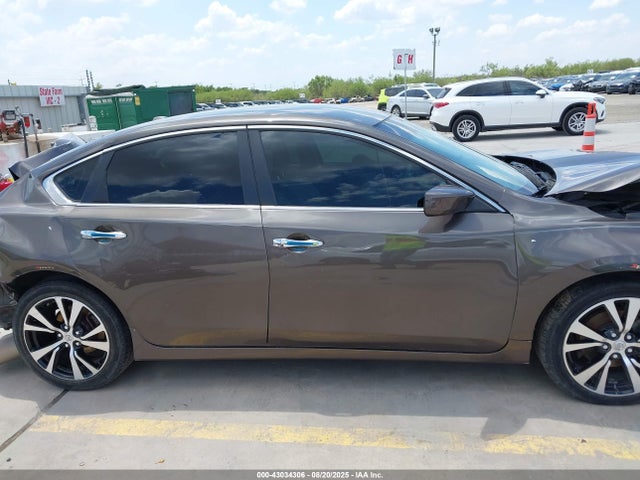1N4AL3AP7FN384014 Nissan 2015