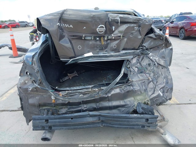 1N4AL3AP7FN384014 Nissan 2015