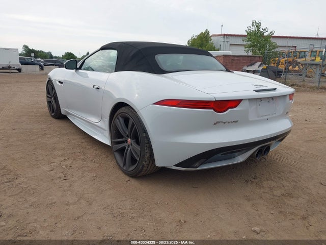 2017 JAGUAR F-TYPE SAJWJ6FV9H8K38084 Photo 2