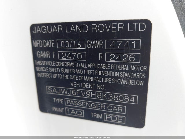 2017 JAGUAR F-TYPE SAJWJ6FV9H8K38084 Photo 8