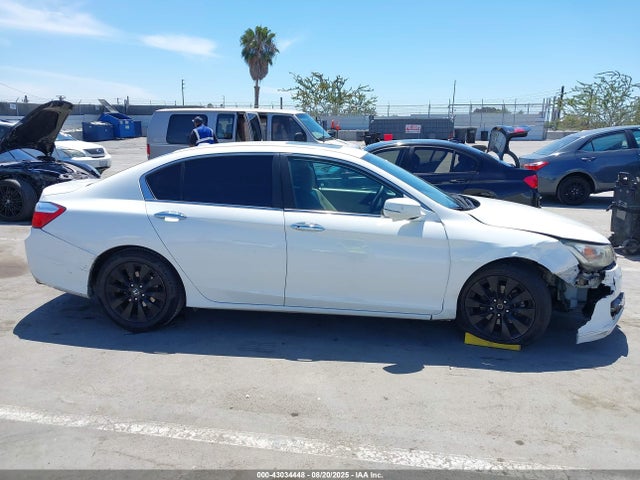 Honda k24w1 2014 1HGCR2F89EA216721 Image 13