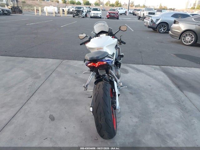 ZD4KSUP01NS000329 Aprilia Rs 660 Fac