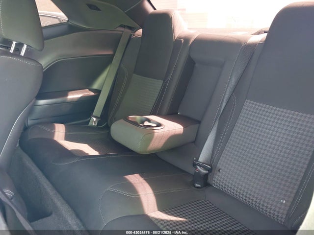 Dodge 2016 2016 2C3CDZAGXGH330059 Image 8