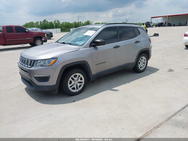 Jeep Compass 2018 3C4NJCAB0JT287168 Image 2