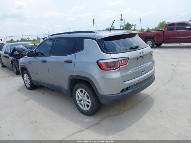 Jeep Compass 2018 3C4NJCAB0JT287168 Image 3