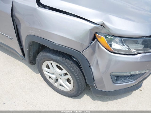 Jeep Compass 2018 3C4NJCAB0JT287168 Image 6