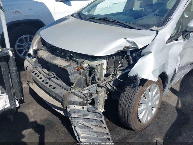 Nissan VERSA NOTE 2015 3N1CE2CP0FL387361 Image 10