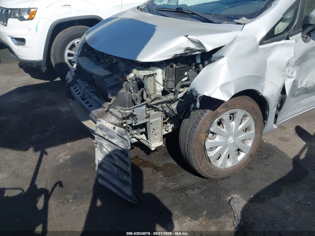 Nissan VERSA NOTE 2015 3N1CE2CP0FL387361 Image 12