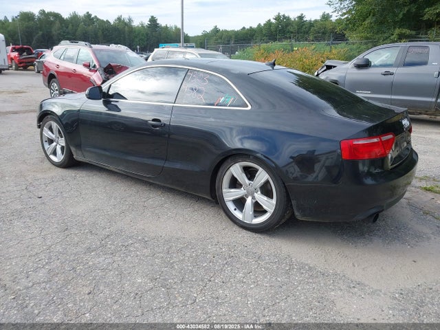 2012 AUDI A5 WAUGFAFR9CA012846 Photo 2