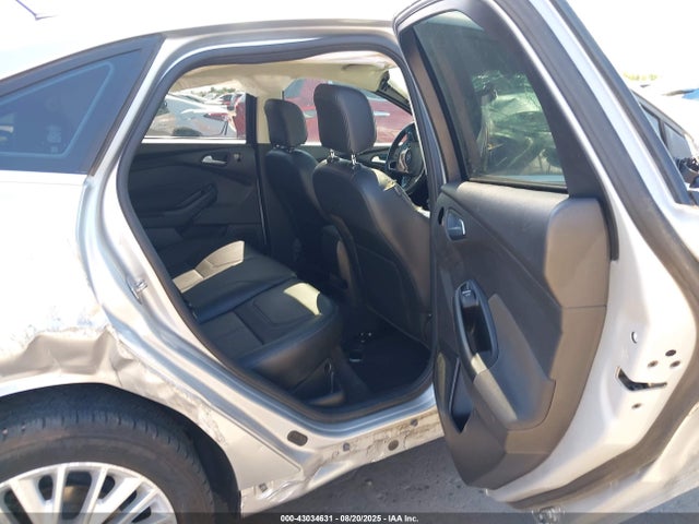 Ford 2.0l gdi 2017 1FADP3J28HL336137 Image 8
