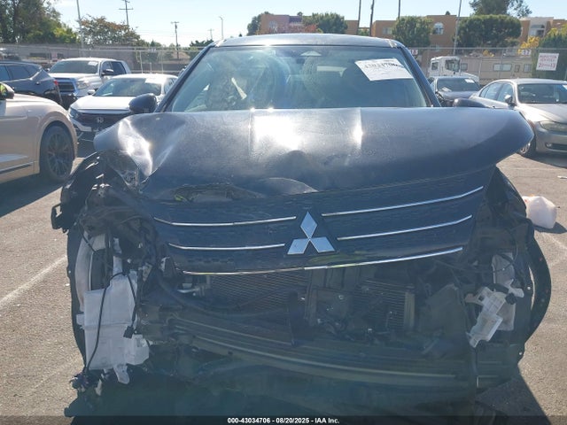 JA4J3TA88NZ072207 Mitsubishi Outlander