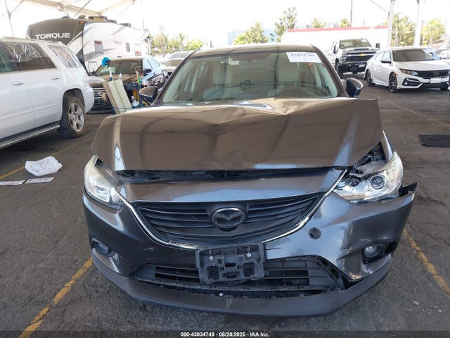 JM1GJ1V57G1423815 Mazda py