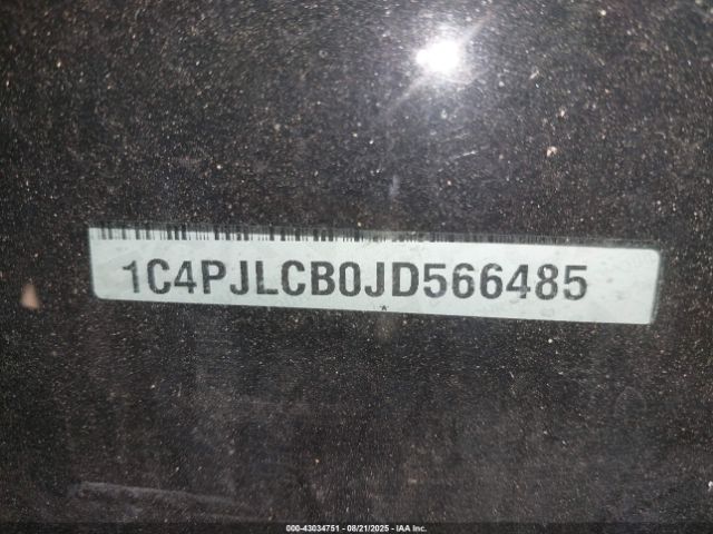 2018 JEEP CHEROKEE 1C4PJLCB0JD566485 Photo 8