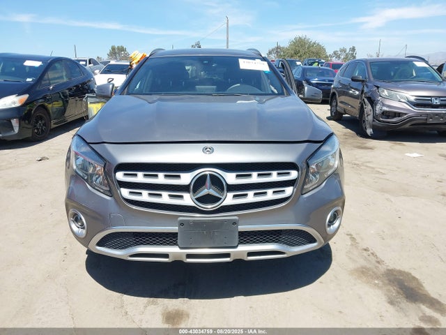 WDCTG4EB5KJ597812 Mercedes-Benz m270