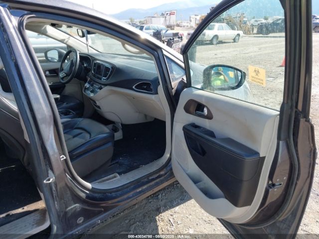 2020 CHRYSLER VOYAGER 2C4RC1DG1LR261174 Photo 4