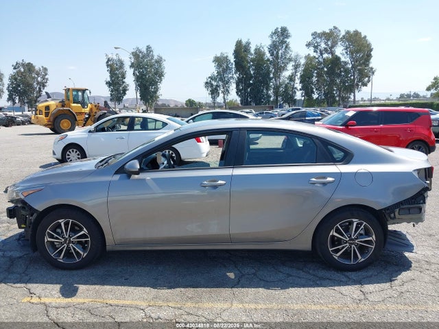 3KPF24AD1NE451160 KIA mpi nu