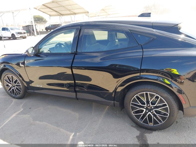 Ford 2025 2025 3FMTK3R78SMA25216 Image 14