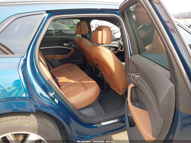 WA1LAAGE9MB019457 Audi 2021