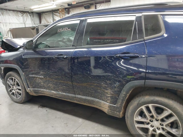 Jeep 2017 2017 3C4NJDBB2HT665957 Image 14