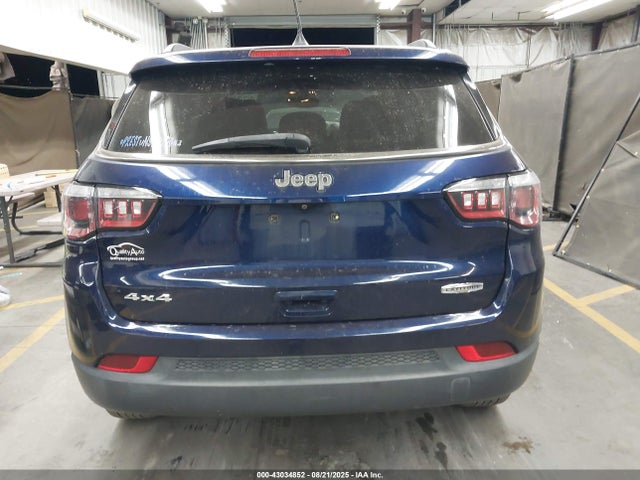 Jeep 2017 2017 3C4NJDBB2HT665957 Image 16