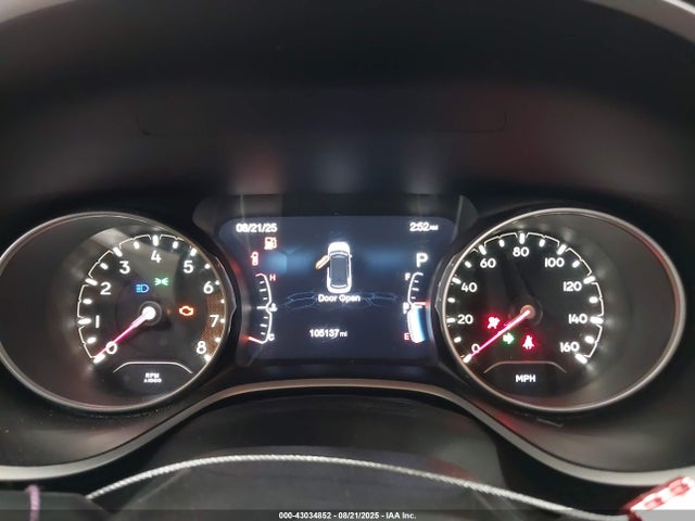 Jeep 2017 2017 3C4NJDBB2HT665957 Image 7