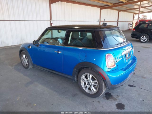 2012 MINI COOPER WMWSU3C5XCT262985 Photo 2