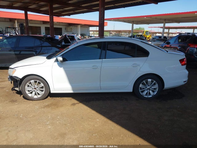 3VWLA7AJ9FM238684 Volkswagen Jetta
