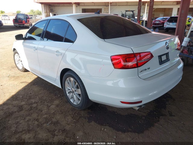 3VWLA7AJ9FM238684 Volkswagen Jetta