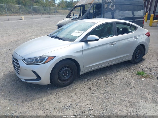 Hyundai Elantra 2017 5NPD74LF5HH093181 Image 2