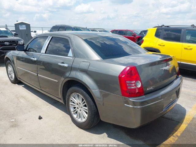 2009 CHRYSLER 300 2C3KA53V79H632047 Photo 2