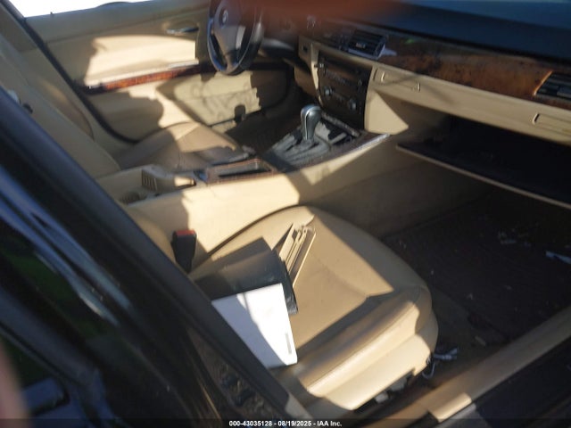 Продажа на аукционе авто 2006 Bmw 325i, vin: WBAVB13526KX43119, номер лота: 43035128