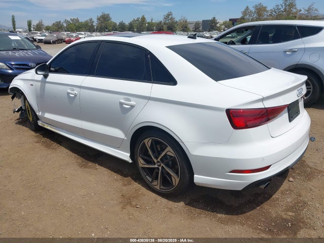 Audi 2020 2020 WAUBEGFF0LA102876 Image 3