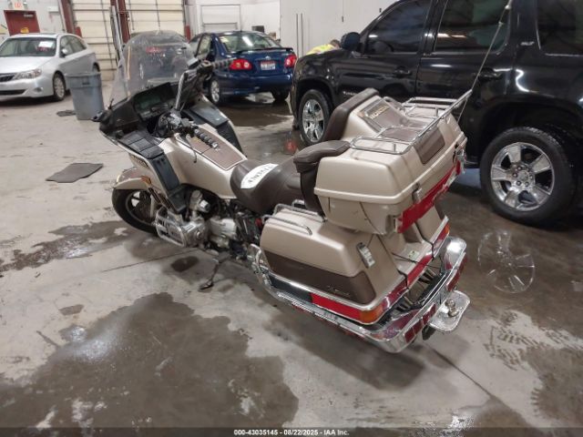1985 HONDA GL1200 1HFSC1424FA108728 Photo 2