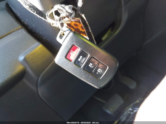 Toyota 2zr-fe 2018 5YFBURHE7JP842505 Image 11