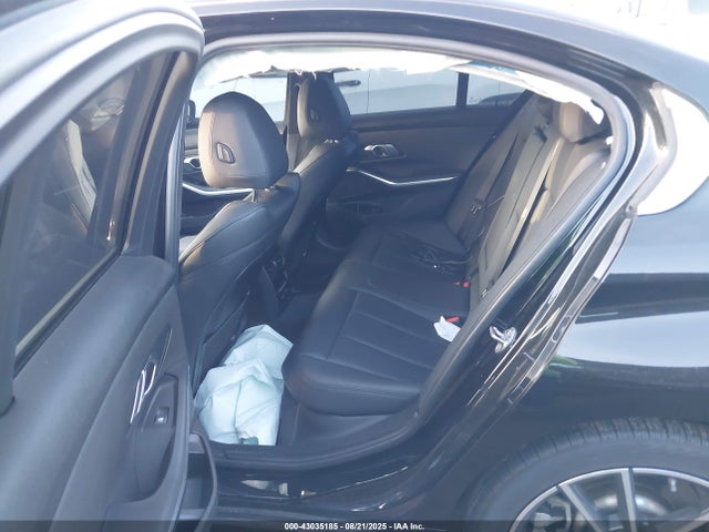 WBA5R1C59KFH08269 BMW 330I