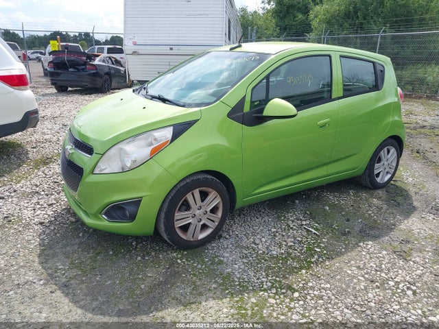 Chevrolet ll0 2014 KL8CB6S99EC577744 Image 2