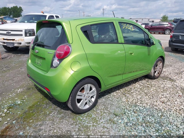 Chevrolet ll0 2014 KL8CB6S99EC577744 Image 4
