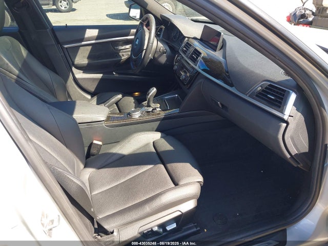 WBA8E3G53GNU04833 BMW 328I