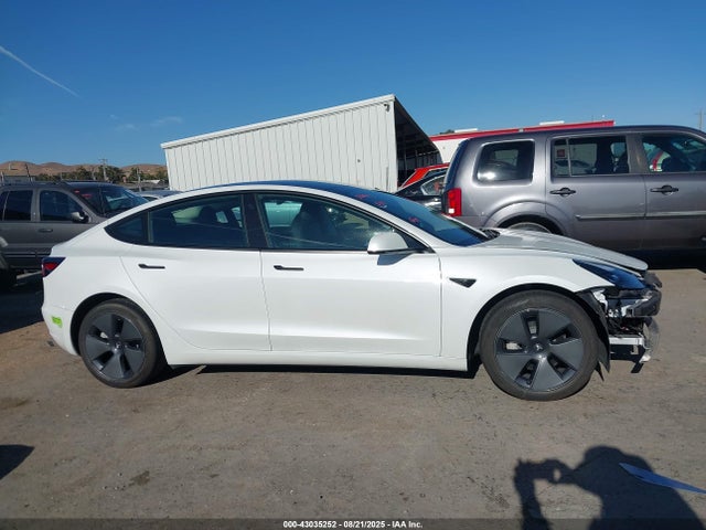 5YJ3E1EB5PF453041 Tesla MODEL 3