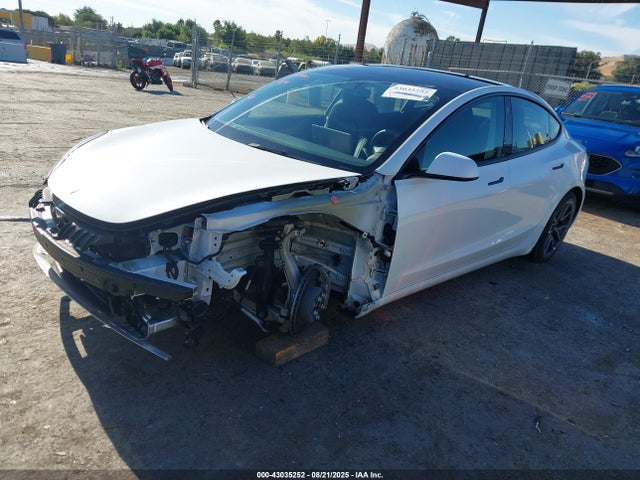 2023 TESLA MODEL 3 5YJ3E1EB5PF453041 Photo 1
