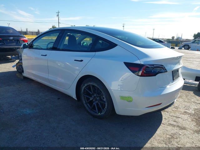 2023 TESLA MODEL 3 5YJ3E1EB5PF453041 Photo 2